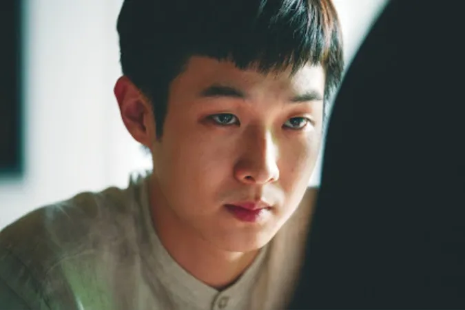 Phim của Choi Woo Sik: Từ truyền hình đến điện ảnh đều gây thương nhớ cho người xem 21