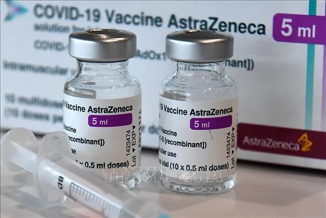 Có thể tiêm mũi 3 bằng vắc xin AstraZeneca cho người đã tiêm 2 mũi vắc xin khác 1