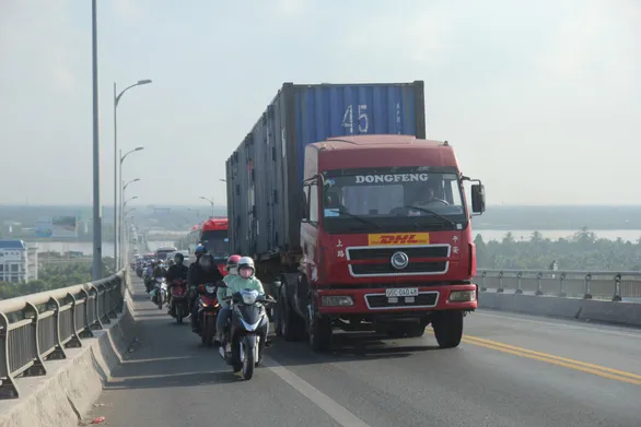 Tin nóng chiều 14/1: Cấm xe tải nặng qua cầu Rạch Miễu giờ cao điểm dịp Tết 1