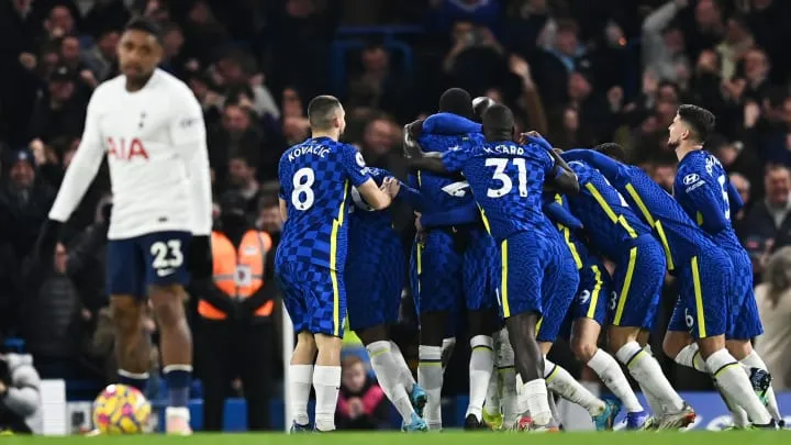 Chelsea thắng trận derby trước Tottenham - Liverpool giành trọn 3 điểm