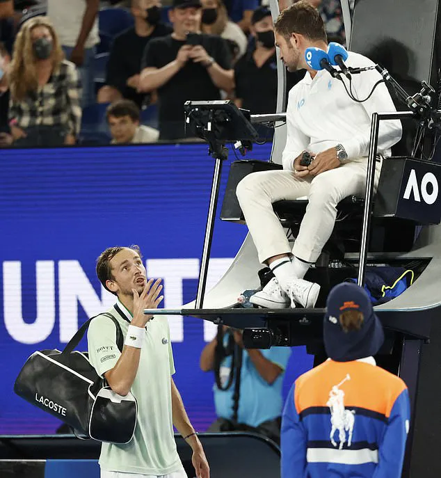 Chờ kì tích Grand Slam thứ 21 của Nadal - Barty vô địch đơn nữ Australia Open 2022