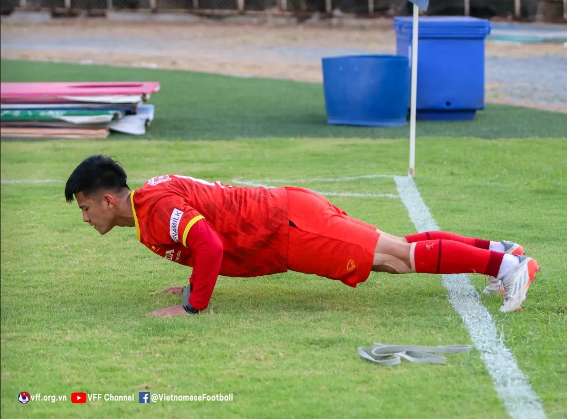 Sau Indonesia, Myanmar cũng xin rời giải - U23 Việt Nam gặp tổn thất lớn