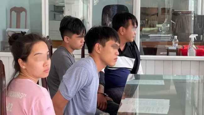 Clip - Bắt giữ 04 đối tượng giết người đang tháo chạy 1