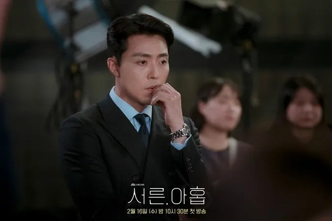 Diễn viên Thirty Nine ngoài Son Ye Jin còn có những gương mặt nào? 22