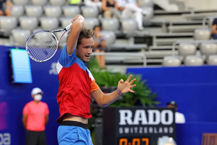 Mexican Open 2022: Nadal và Medvedev thắng dễ - Zverev bị đuổi khỏi giải