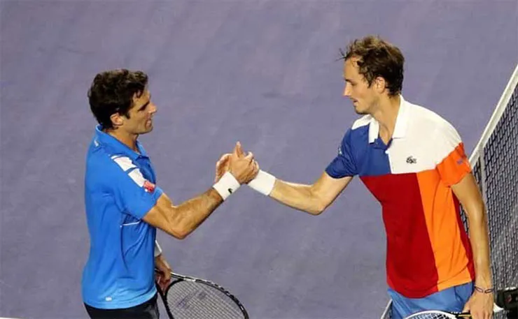 Nadal và Medvedev thần tốc vào tứ kết Mexico Open 2022