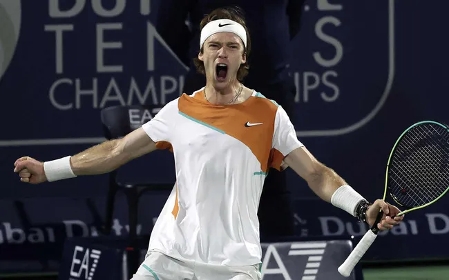 Lần nữa đánh bại Medvedev, Nadal thẳng tiến vào chung kết Mexican Open 2022