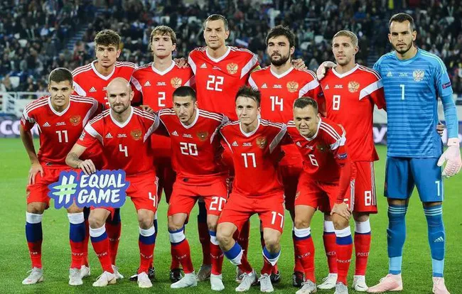 ĐT Nga phải đôi tên và thi đấu trên sân trung lập tại vòng loại World Cup 2022
