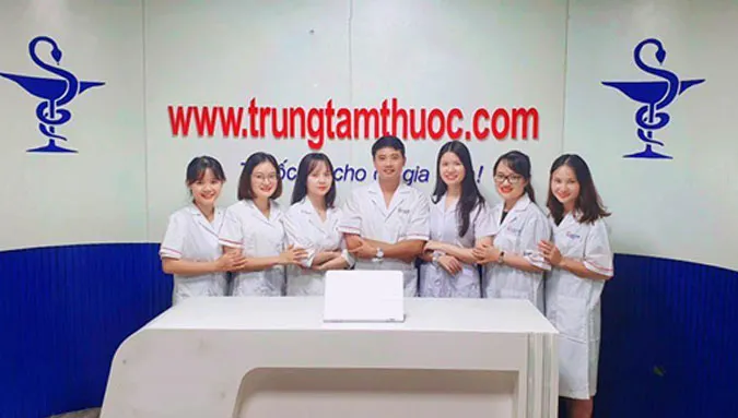 hanh-trinh-vi-suc-khoe-khach-hang-dong-hanh-cung-trung-tam-thuoc-central-pharmacy-voh-2