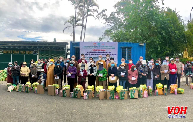 Hỗ trợ gần 1.500 suất quà hỗ trợ các đối tượng có hoàn cảnh khó khăn tại tỉnh Lâm Đồng 1