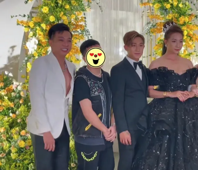 Hé lộ lý do Titi (HKT) vắng mặt trong đám cưới Hồ Gia Hùng, có phải vì đã nghỉ chơi như lời đồn? 5