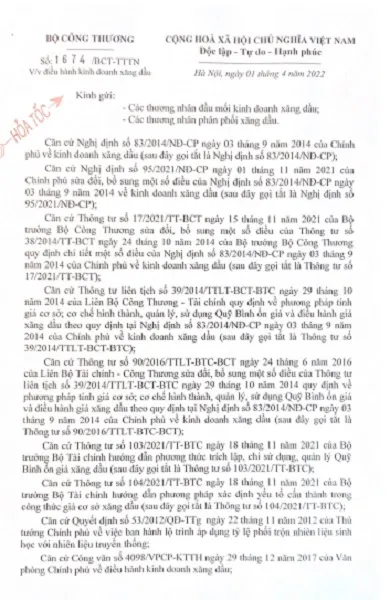 Từ 1/4 giá xăng giảm 1.021 đồng nhưng dầu tăng giá 1