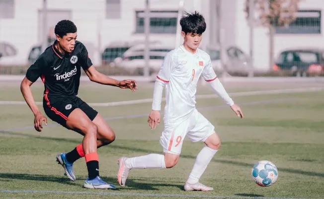 U17 Việt Nam bại trận trước U16 Frankfurt - HAGL dừng bước tại tứ kết U19 Quốc gia