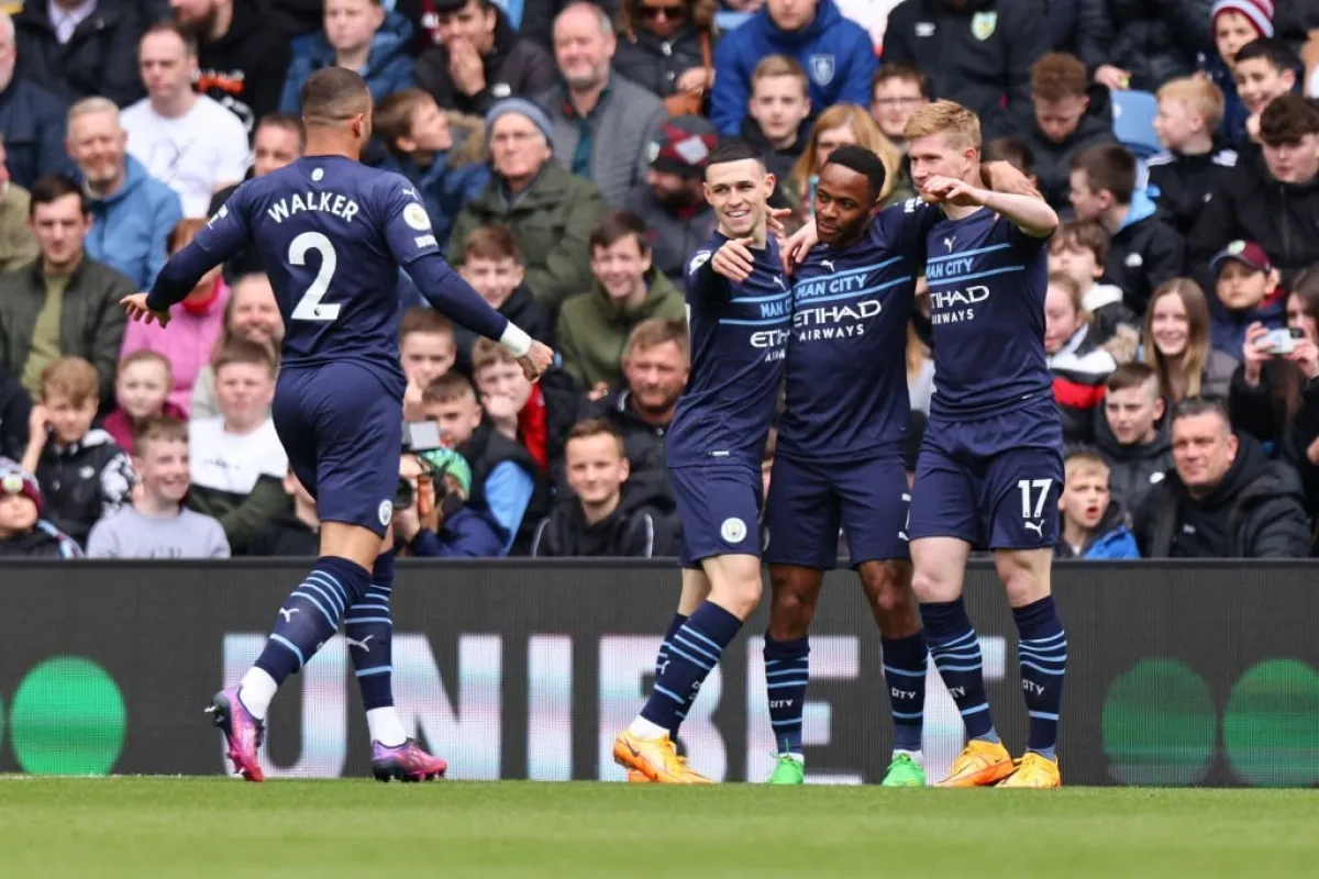 Man City đòi lại ngôi đầu - MU ngày càng xa tấm vé dự C1 - Chelsea thua thảm