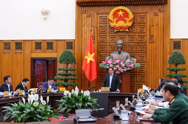 Tại cuộc họp, Thủ tướng Phạm Minh Chính đề nghị các đại biểu phát biểu với tinh thần thẳng thắn, nghiêm túc, chân thành, xây dựng, cầu thị, vì mục tiêu chung
