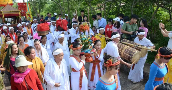 Bản tin văn hóa giải trí 5/4: Lễ hội Katê trở thành di sản văn hóa phi vật thể quốc gia 1