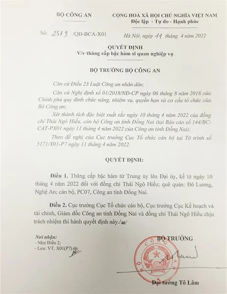 Bộ Công an thăng cấp Đại úy cho Trung úy cứu 4 thanh niên đuối nước 1