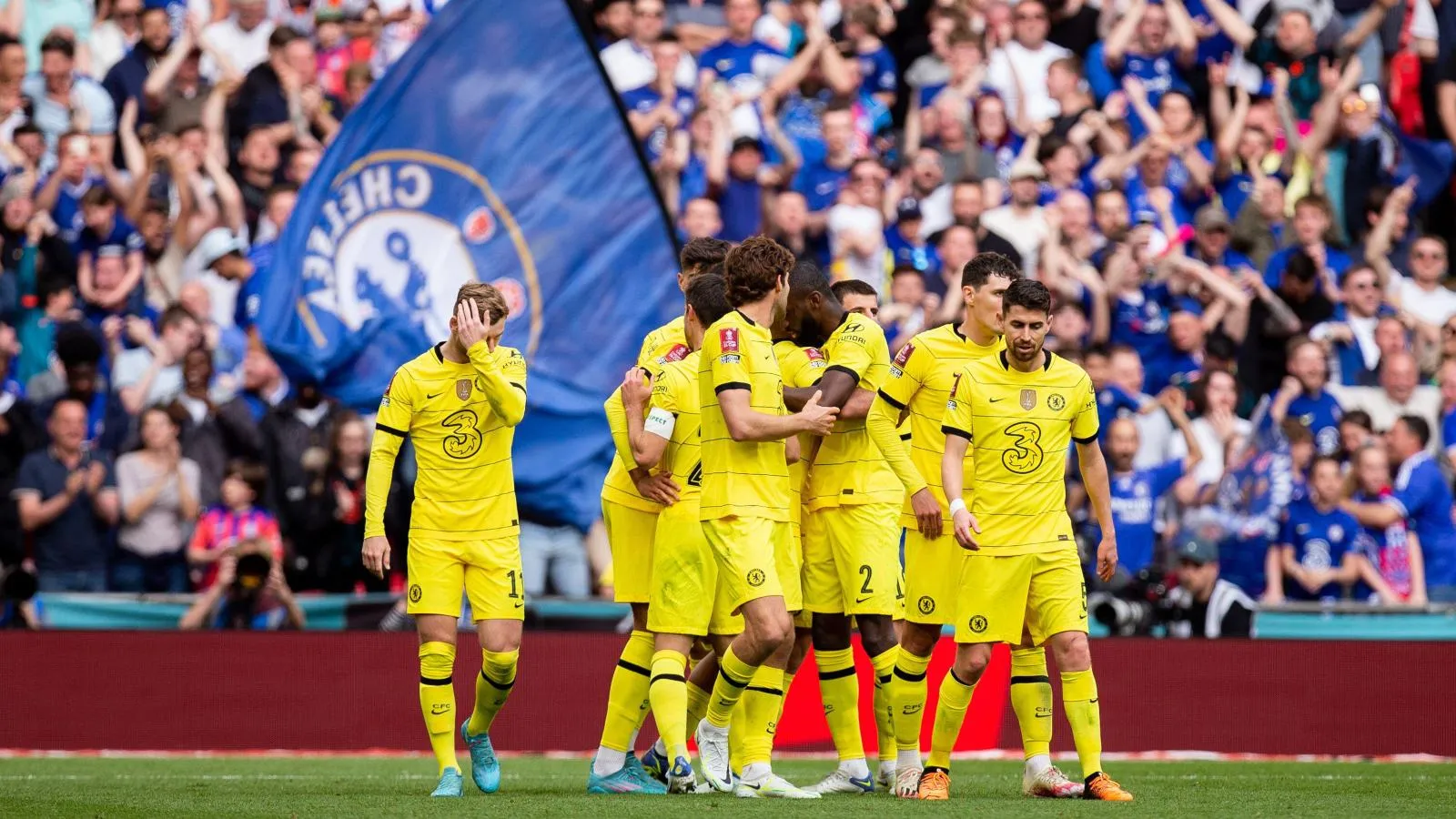 Chelsea vào chung kết Cup FA đấu Liverpool - Nghi án doping tại Ngoại hạng Anh