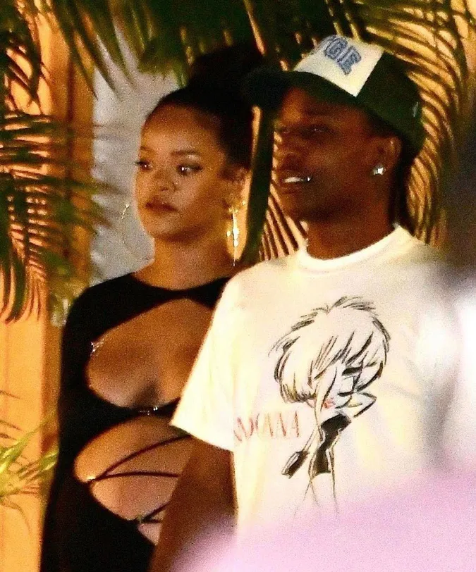 Rihanna lộ diện sau tin đồn bị bạn trai ‘cắm sừng’ 6