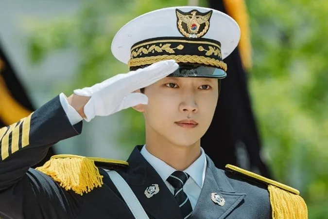Tổng hợp dàn mỹ nam làm xao xuyến trái tim nữ nhi trong trang phục quân nhân Hàn Quốc 8
