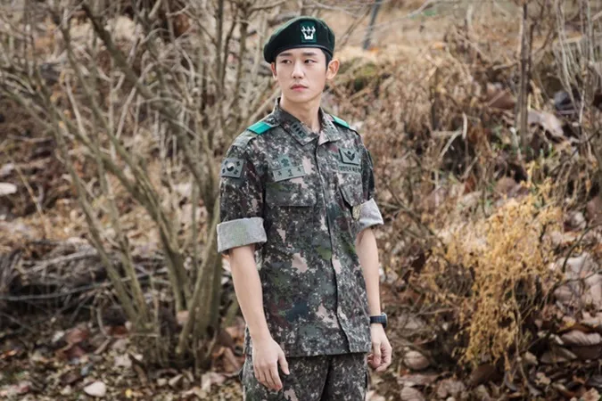 Tổng hợp dàn mỹ nam làm xao xuyến trái tim nữ nhi trong trang phục quân nhân Hàn Quốc 3