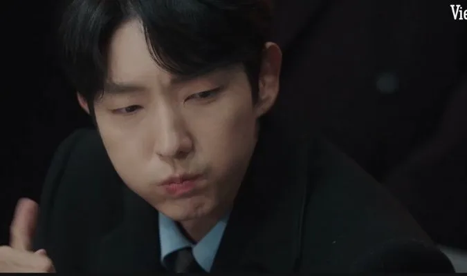 Công Tố Viên Chuyển Sinh tập 6: Lee Jun Ki - chàng công tố viên ‘đa tình’ nhất màn ảnh nhỏ 4