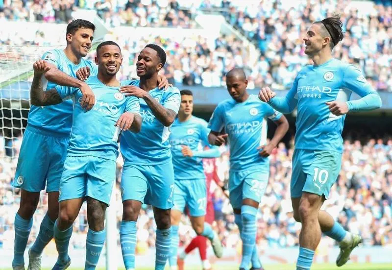 Man City tạo khoảng cách 4 điểm với Liverpool - Tottenham lỡ cơ hội trở lại Top 4