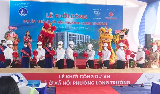 thanh-pho-khoi-cong-du-an-nha-o-xa-hoi-tai-phuong-long-truong-voh.com.vn-anh1