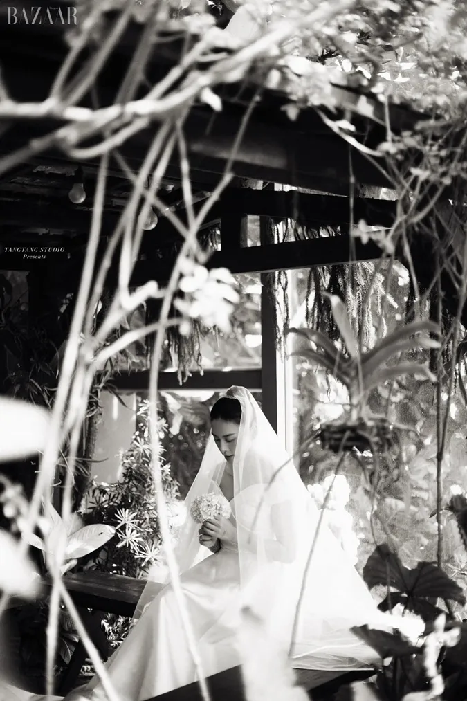 Ngô Thanh Vân tung ảnh cưới đẹp mê cùng tâm thư xúc động, hé lộ không khí tất bật của gia đình 4