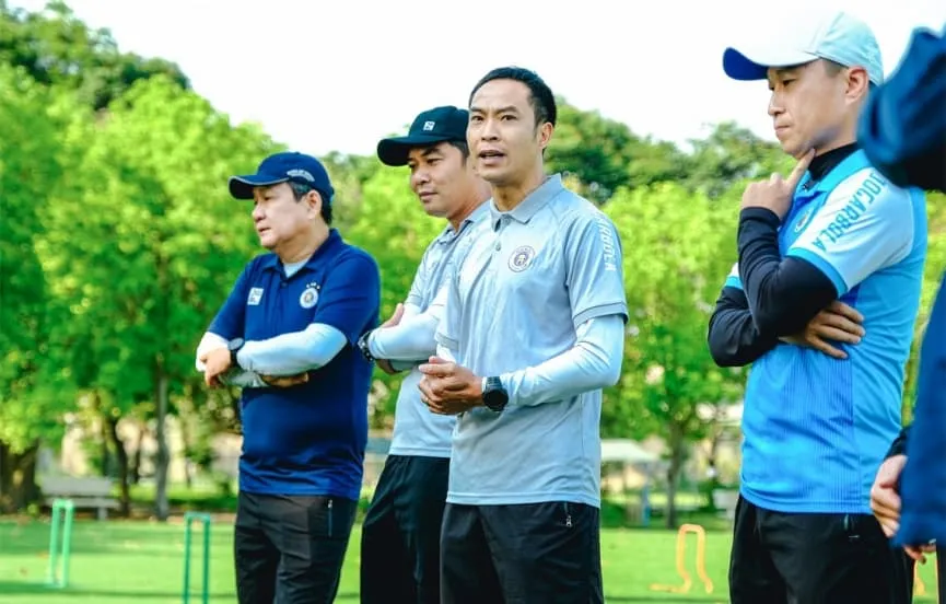 HAGL dự giải Tứ hùng chuẩn bị cho V-League - Hà Nội FC bổ sung trợ lý HLV