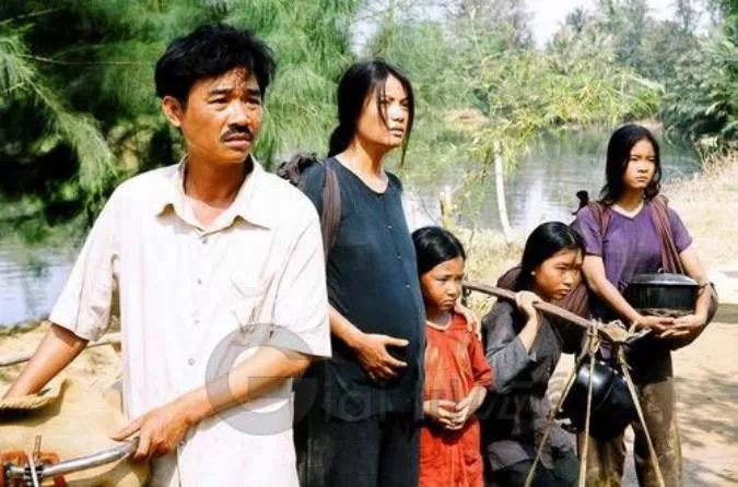 Phim hay về mẹ Việt Nam Áo Lụa Hà Đông
