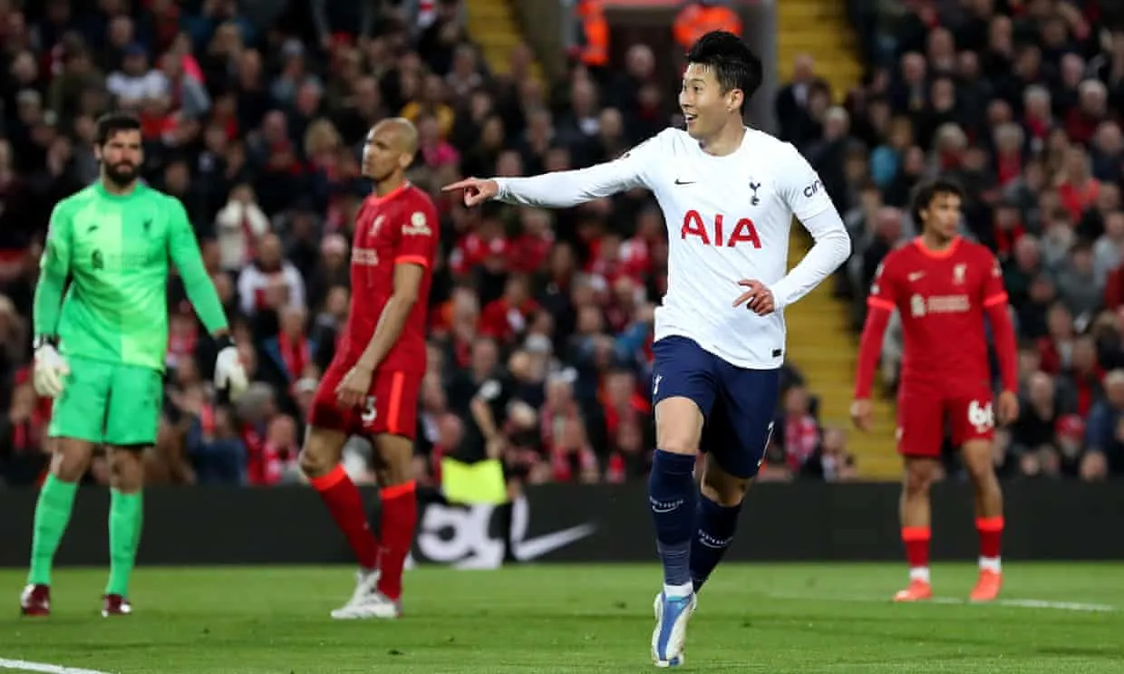 Liverpool chia điểm với Tottenham - MU thua thảm Brighton 4 bàn không gỡ