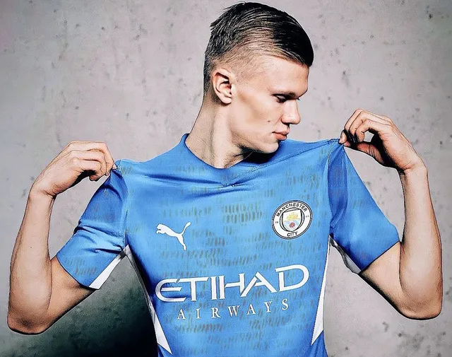 Haaland chuẩn bị gia nhập Man City - MU nhắm hậu vệ Nordi Mukiele