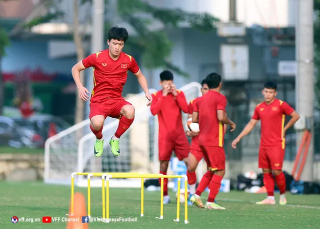 Hoàng Đức báo tin vui cho thầy Park - Thái Lan muốn né ĐT nữ Việt Nam