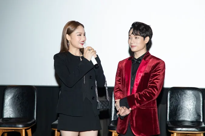 Trấn Thành cùng Hari Won đến mừng Trúc Nhân ra MV mới, Miu Lê tiết lộ lý do nhận vai nữ chính 3