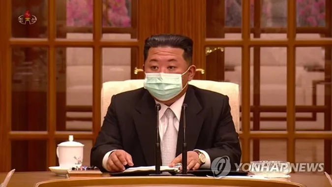 Triều Tiên ghi nhận 6 ca tử vong, hơn 18.000 ca mắc COVID-19 trong ngày 1