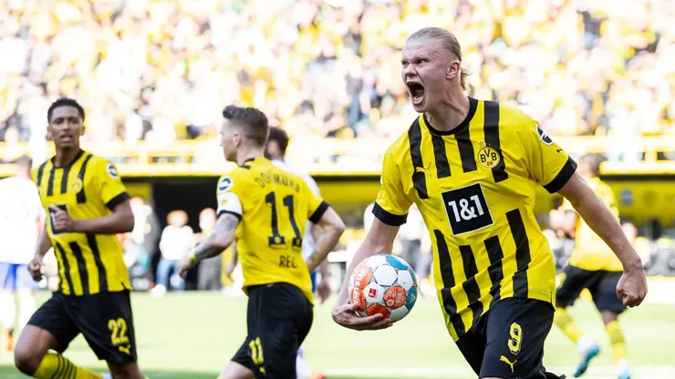 Haaland ghi bàn trong ngày chia tay Dortmund - Lewandowski tuyên bố ra đi
