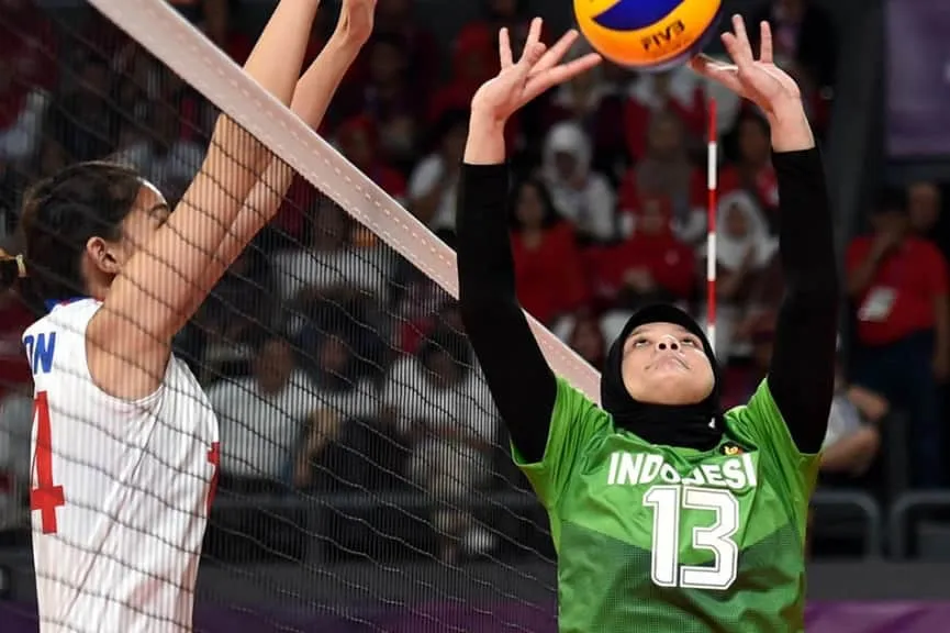 Bóng chuyền nam Việt Nam thua ĐKVĐ Philippines - Bóng chuyền nữ Indonesia có vé tranh HCĐ