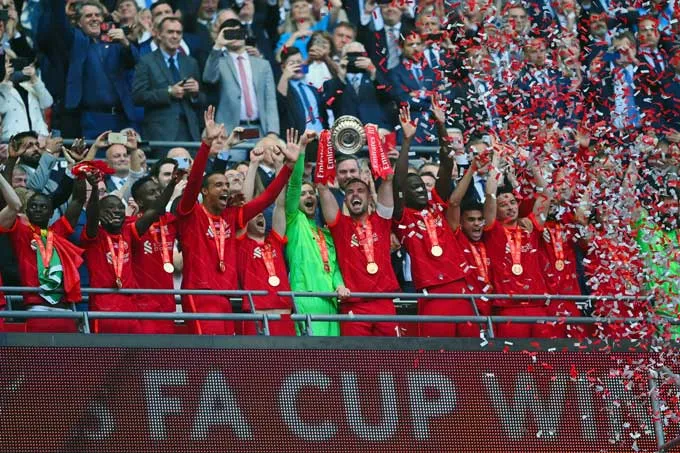 Một lần nữa đá bại Chelsea trên loạt luân lưu, Liverpool vô địch Cup FA