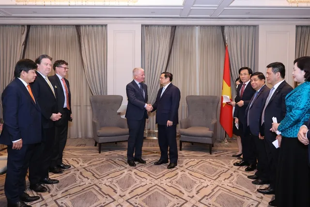 Thủ tướng thúc đẩy quỹ lớn hàng đầu thế giới đầu tư nhiều hơn tại Việt Nam 1