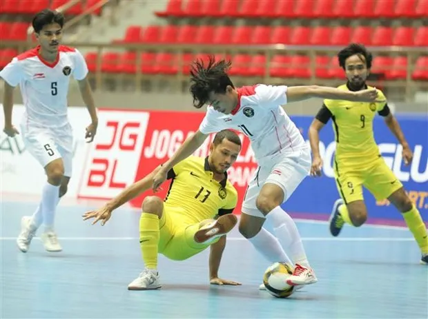 ĐT bóng chuyền nữ Việt Nam thắng dễ Malaysia - Futsal Thái Lan và Indonesia cùng thắng