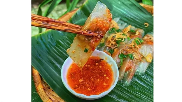 10 món ăn Huế nằm giữa lòng Sài Gòn mà bạn không nên bỏ qua 2