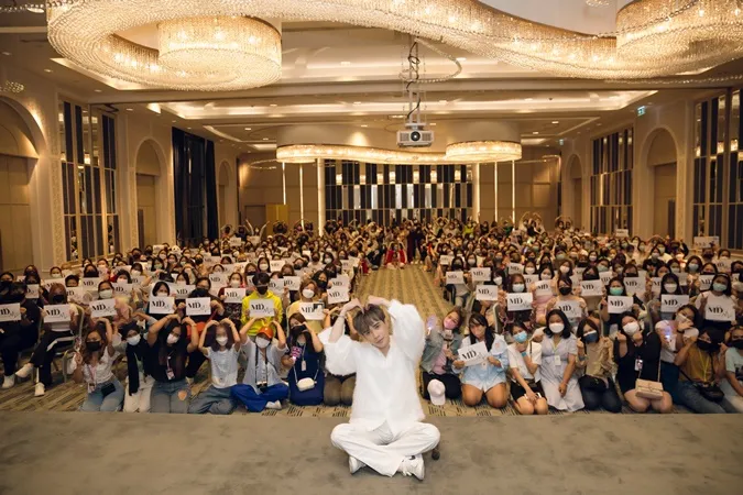 Quang Hùng MasterD bất ngờ tổ chức fanmeeting tại Thái Lan 2