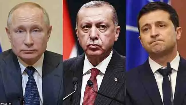 Tổng thống Nga Vladimir Putin, Tổng thống Thổ Nhĩ Kỳ Recep Tayyip Erdogan và Tổng thống Ukraine Volodymyr Zelensky (từ trái qua). (Ảnh: AP)