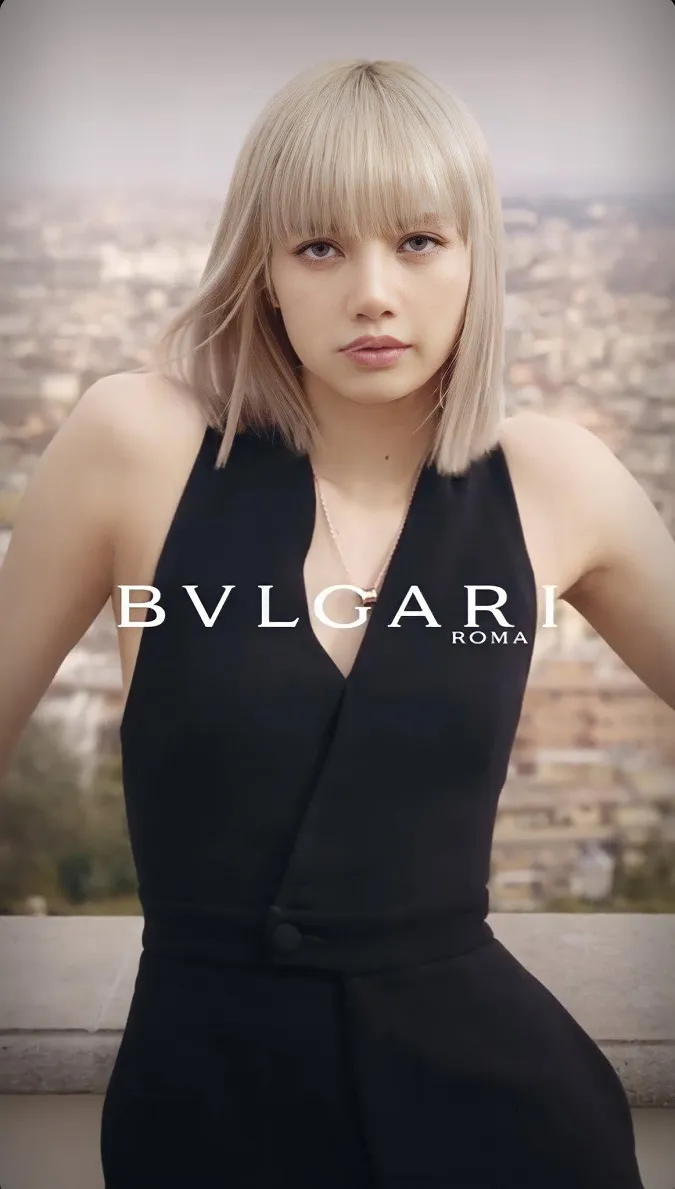 Lisa pose dáng thần thái trong video quảng bá BST mới của BVLGARI 5