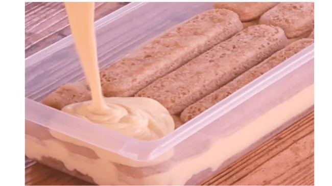 Làm bánh Tiramisu truyền thống mềm mịn không sử dụng lò nướng