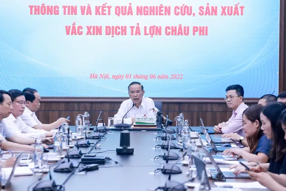 Tin nóng sáng 2/6/2022: Việt Nam: sản xuất thành công vắc xin dịch tả heo châu Phi 1