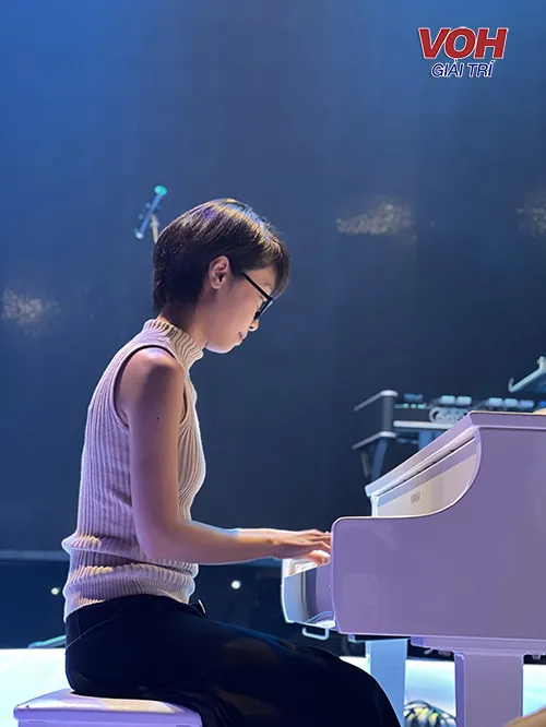 Concert Scenarios: Cuộc hẹn cảm xúc cùng Nhạc của Trang, Tùng và Kiên tại VOH Music One 3