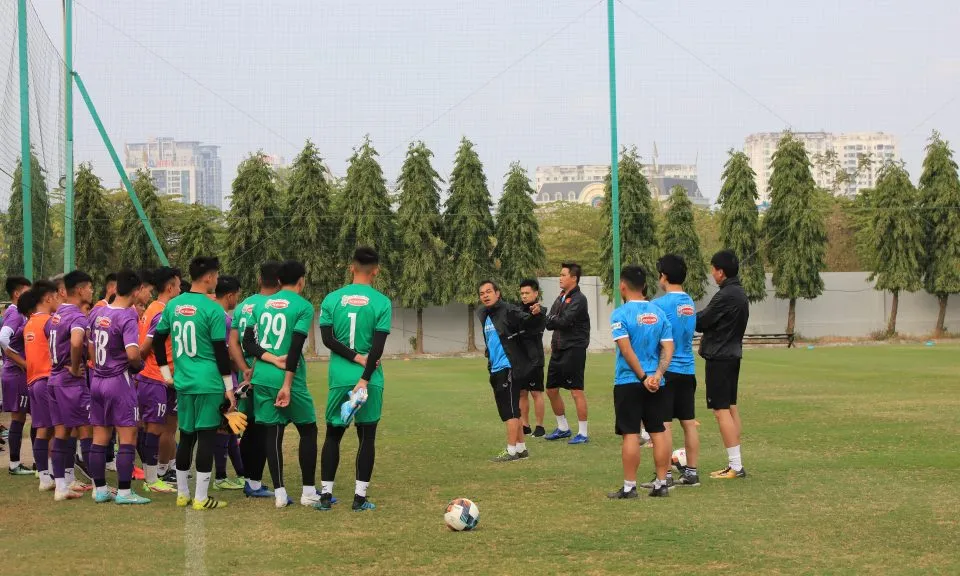 Thanh Bình báo tin vui cho U23 Việt Nam - HLV Đinh Thế Nam dẫn dắt U19 Việt Nam