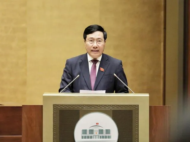 Phó Thủ tướng Thường trực Phạm Bình Minh báo cáo giải trình nhiều vấn đề cử tri quan tâm 3